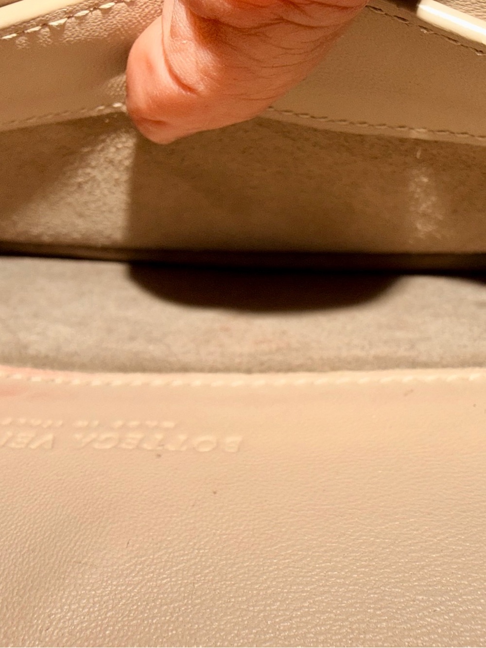 Bottega Veneta Leather Crossbody Bag with Floral Embroidery - Beige - Picture 7 of 7